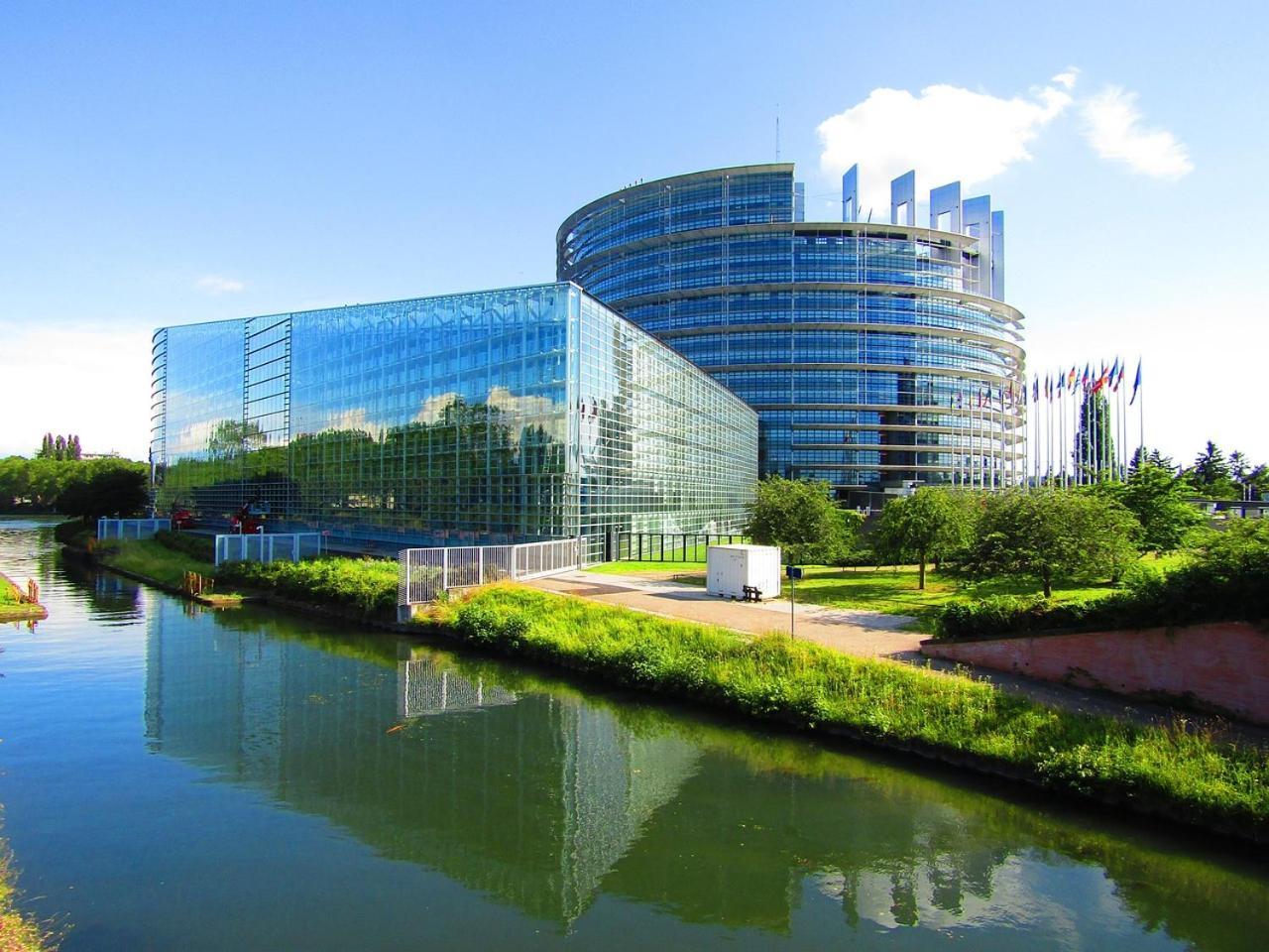 Petit Paradis Croneuva Strasbourg Exteriör bild